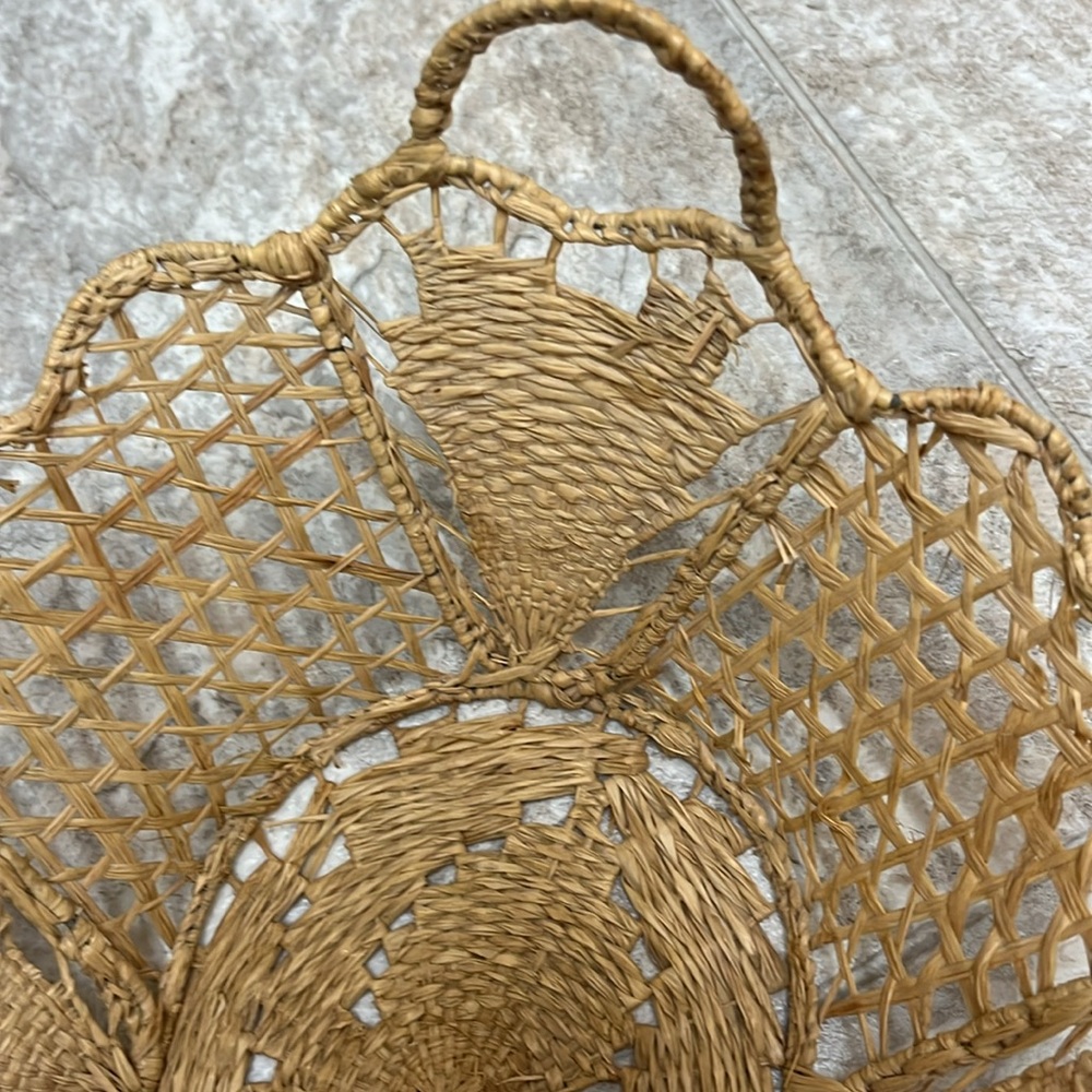 Handmade Woven Basket Made In Italy. With Two Handles. - Picture 6 of 16